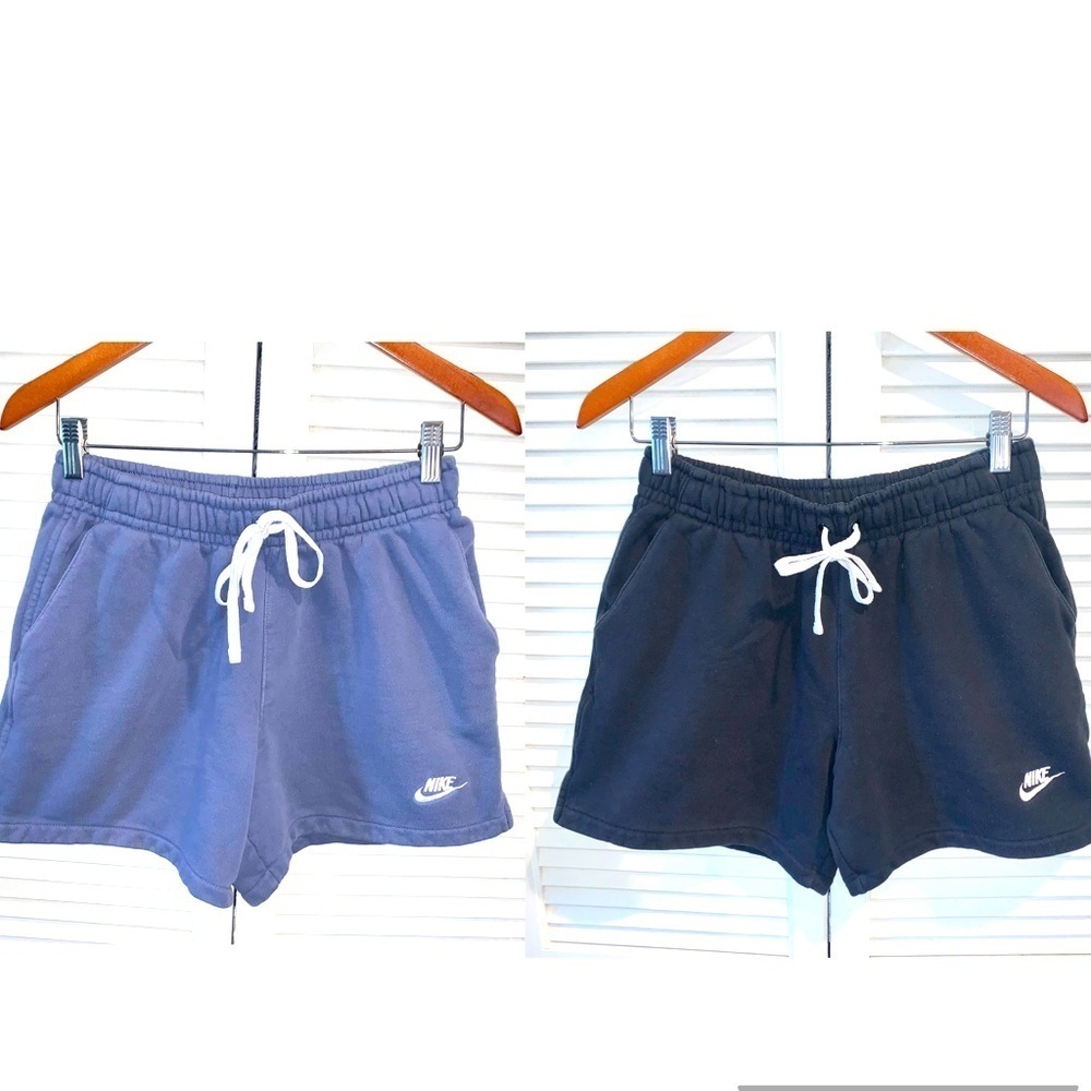 Vintage Blue and Black Women’s Nike sportswear fleece Shorts small